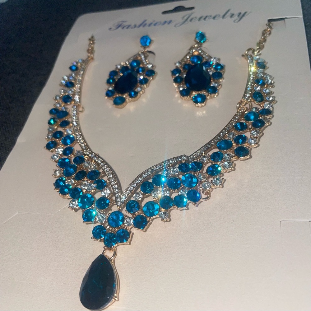 SOLD❌ Fashion Jewelry Blue and Gold Necklace & Earring Set